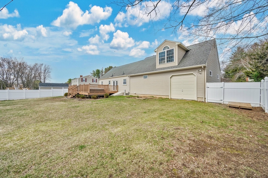 5 Brook Road Enfield, CT 06082 - Photo 33 of 39