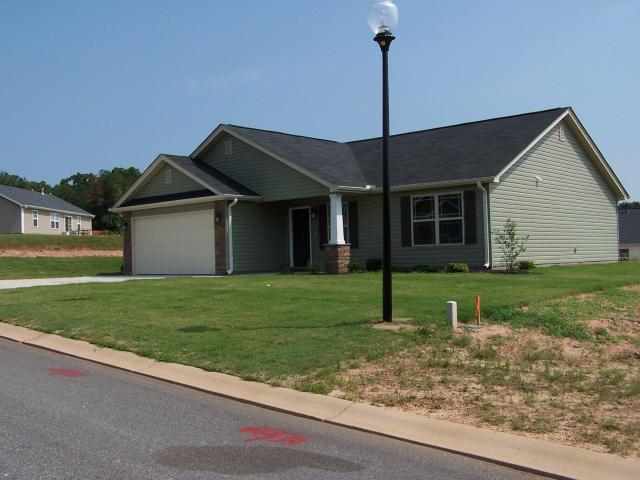 129 Stanmoore Drive Anderson, SC 29621 - Photo 1 of 14 Gallery Image 1