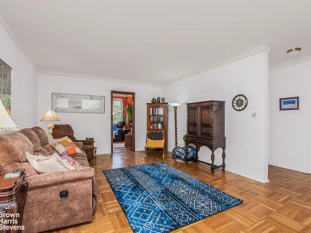 $390,000 | 3725 Henry Hudson Parkway West, Unit 5H | Riverdale