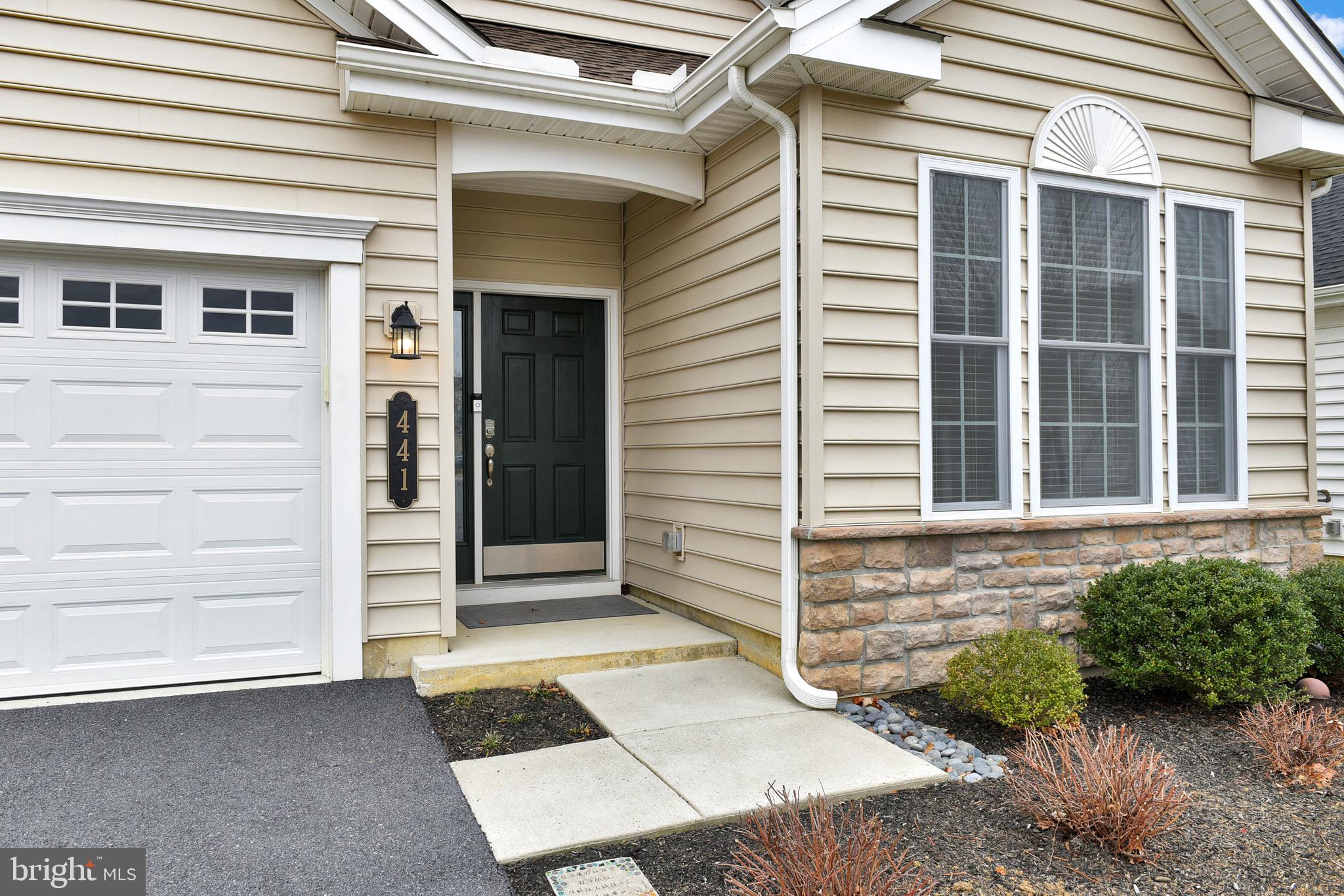 441 Patriots Way Lititz, PA 17543 - Photo 6 of 30 Your new front door!