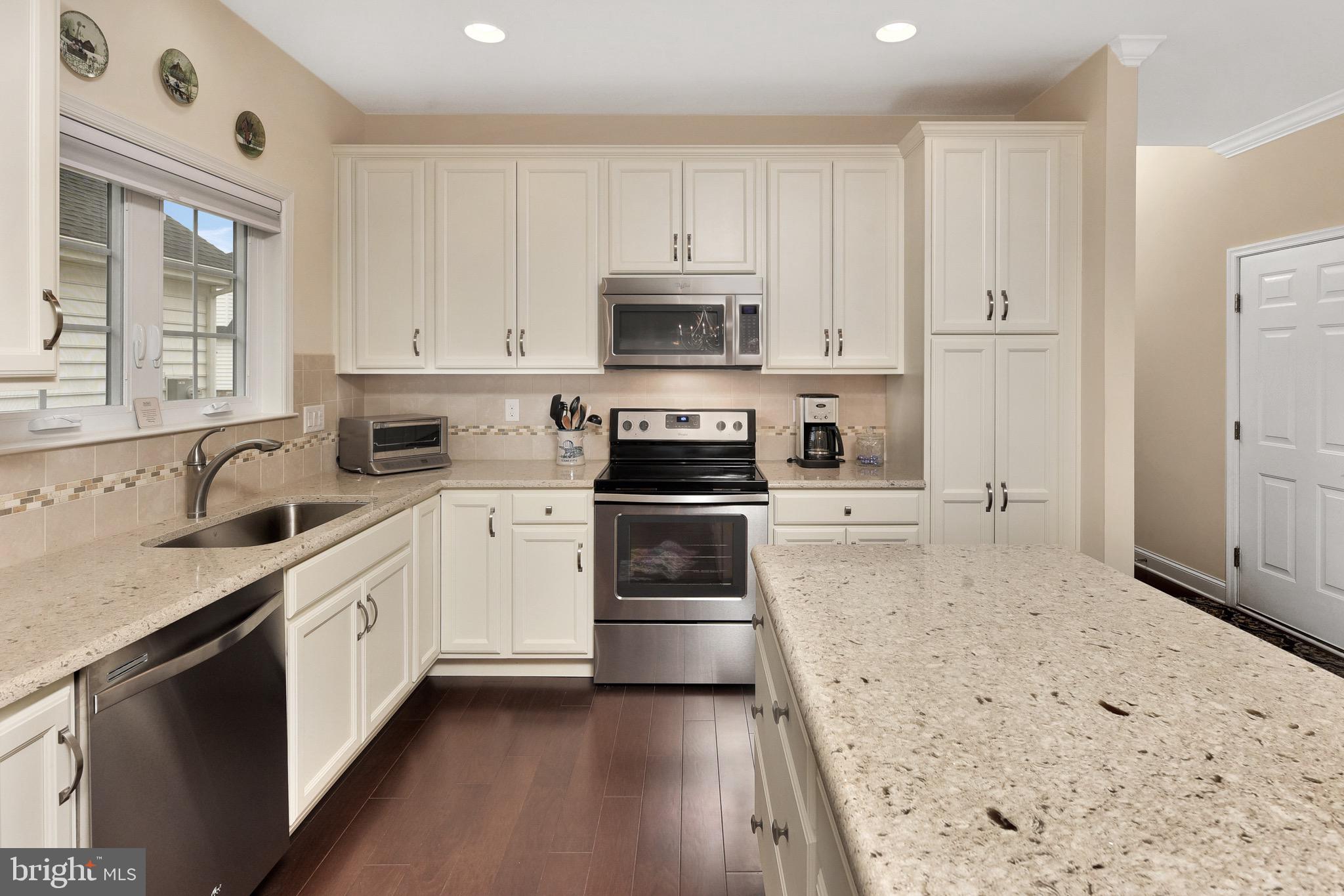 441 Patriots Way Lititz, PA 17543 - Photo 8 of 30 Spacious kitchen with large island