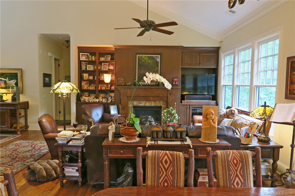 379 Camptown Road Brevard, NC 28712 - Photo 5 of 25 Gallery Image 5