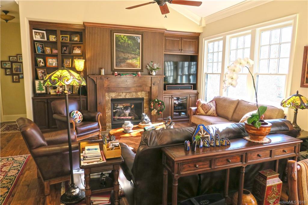 379 Camptown Road Brevard, NC 28712 - Photo 7 of 25 Gallery Image 7
