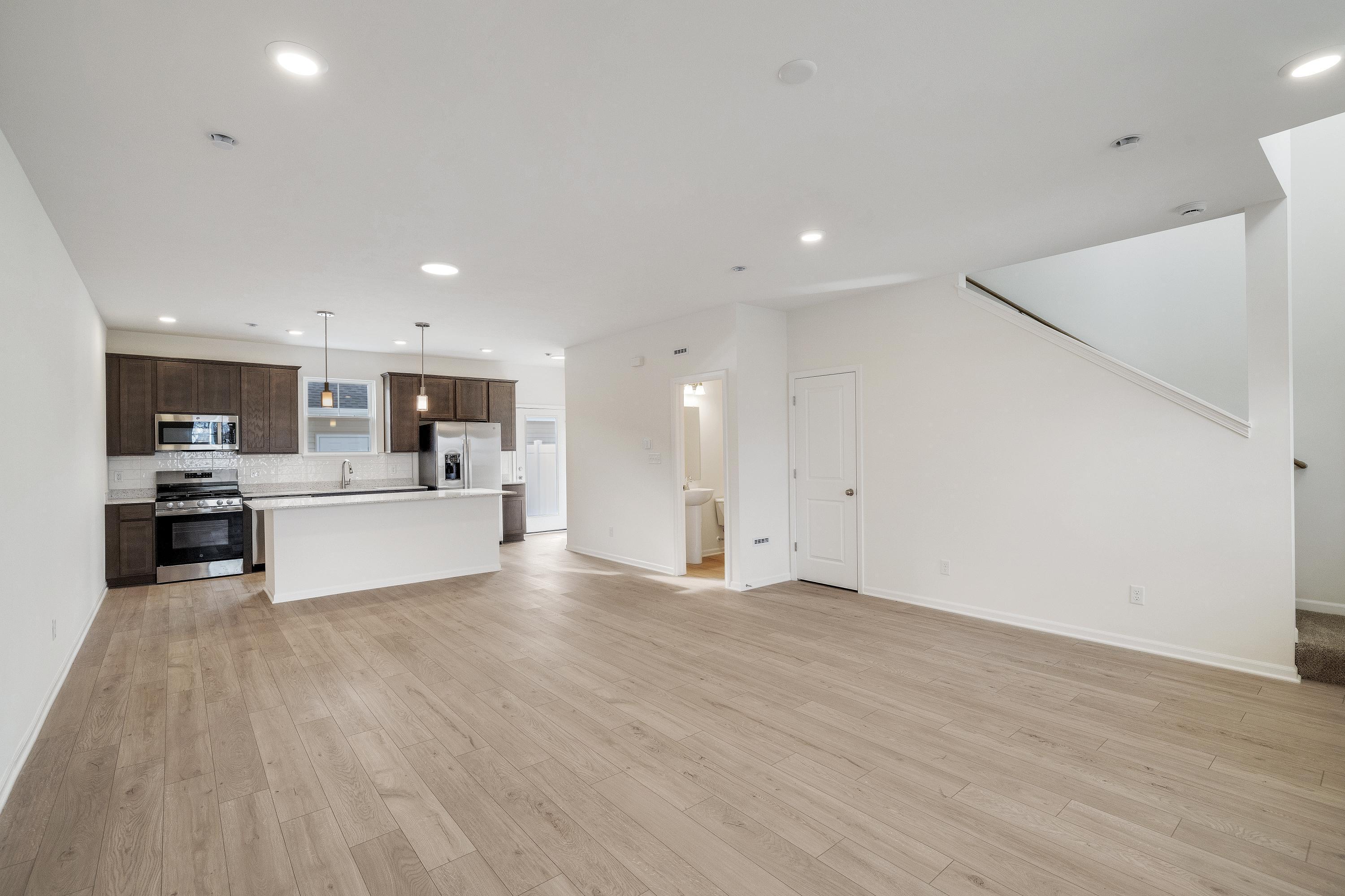 6139 Rushing Avenue Portage, IN 46368 - Photo 4 of 17 3000x2000