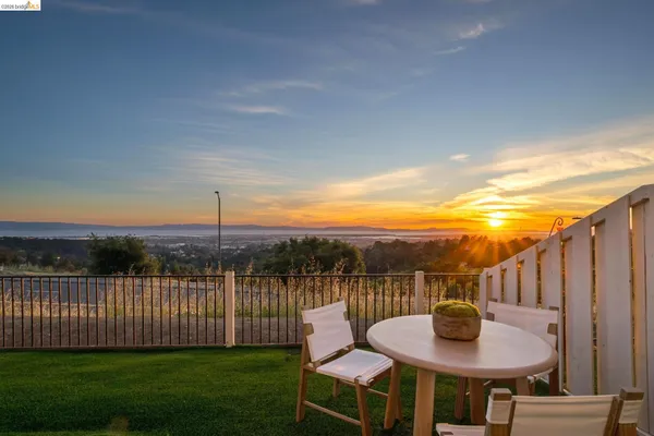a outdoor view with a sitting space