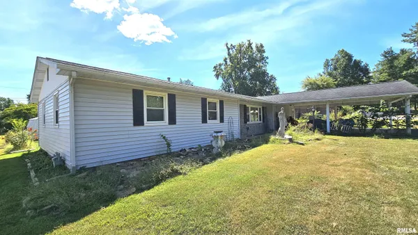 $159,900 | 1216 South 17th Street, Herrin, IL 62948