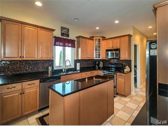 1555 Stump Road Easton, PA 18040 - Photo 7 of 26 Gallery Image 7