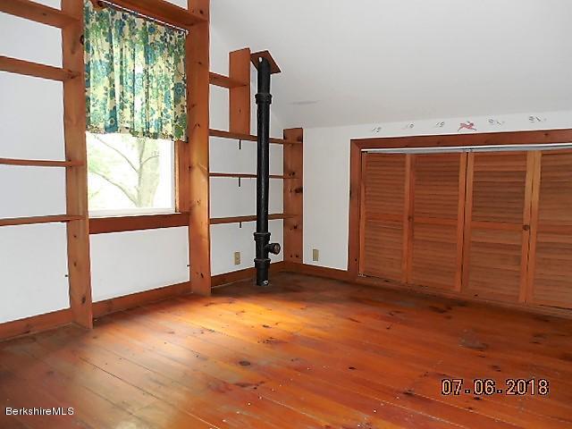 21 Holmes Road Lenox, MA 01240 - Photo 13 of 27 13 Bed 2b