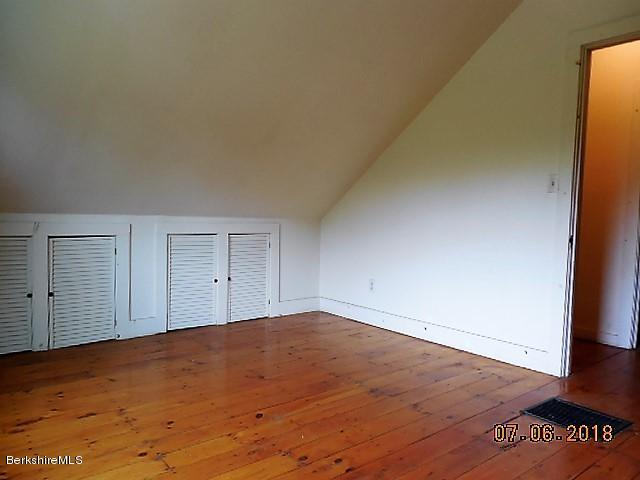 21 Holmes Road Lenox, MA 01240 - Photo 15 of 27 15 Bed 3b