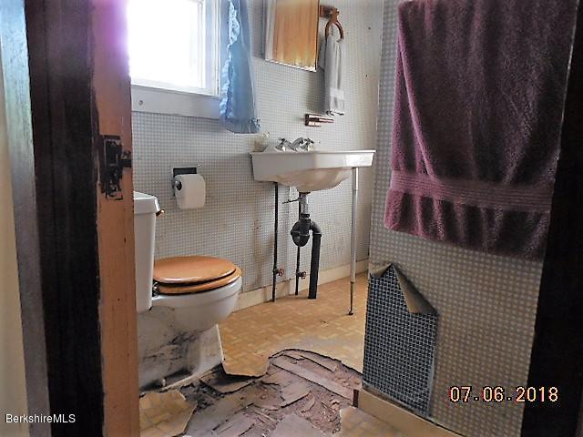 21 Holmes Road Lenox, MA 01240 - Photo 17 of 27 17 Bath Floor