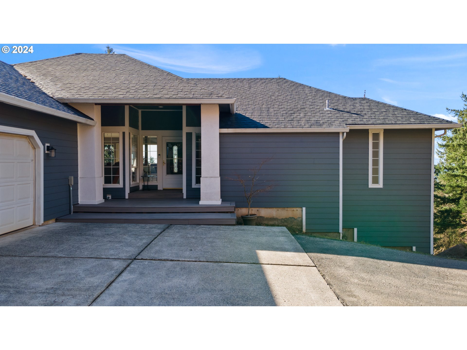 27600 Northeast 46th Street Camas, WA 98607 - Photo 2 of 43 Gallery Image 2