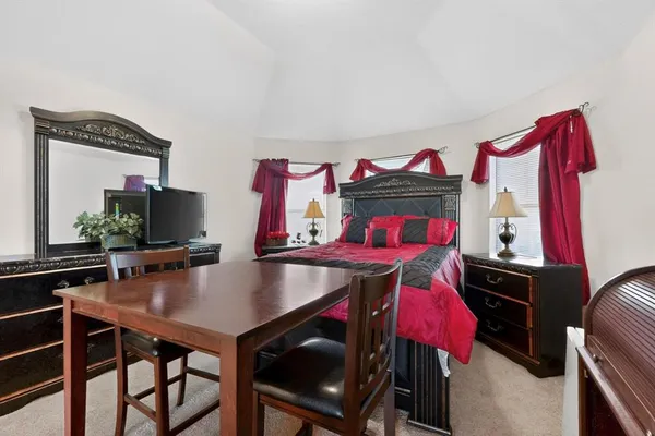 $399,000 | 232 Wellington Drive, DeSoto, TX 75115