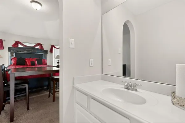 $399,000 | 232 Wellington Drive, DeSoto, TX 75115