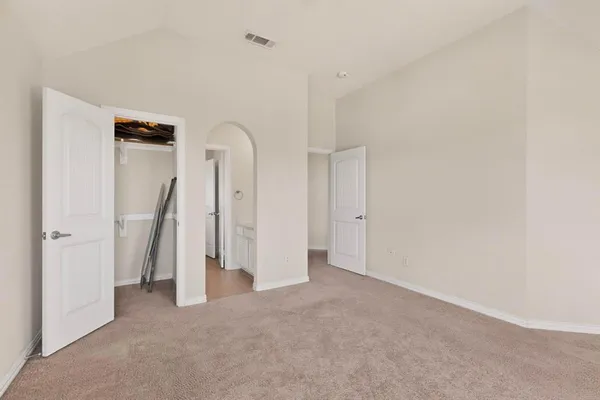 $399,000 | 232 Wellington Drive, DeSoto, TX 75115