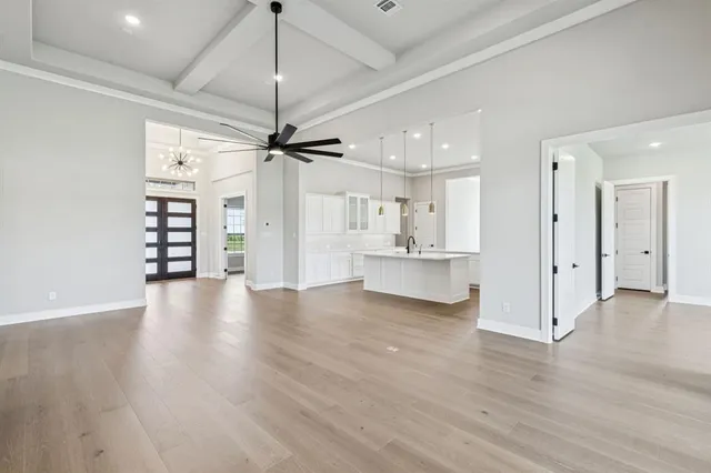 $748,900 | 156 Swan Lake Drive, Waxahachie, TX 75165