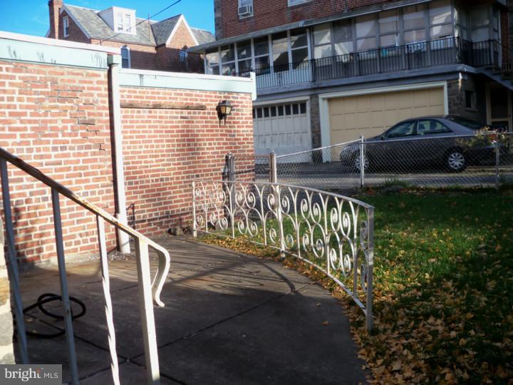 14 East Providence Road Yeadon, PA 19050 - Photo 16 of 18 Bedroom - Main