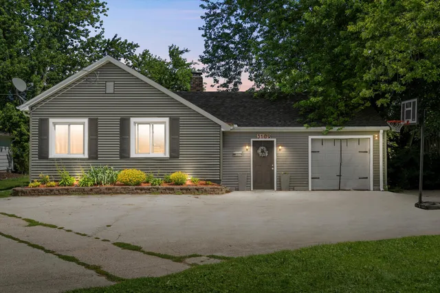 $279,999 | 3109 North Main Street, Racine, WI 53402