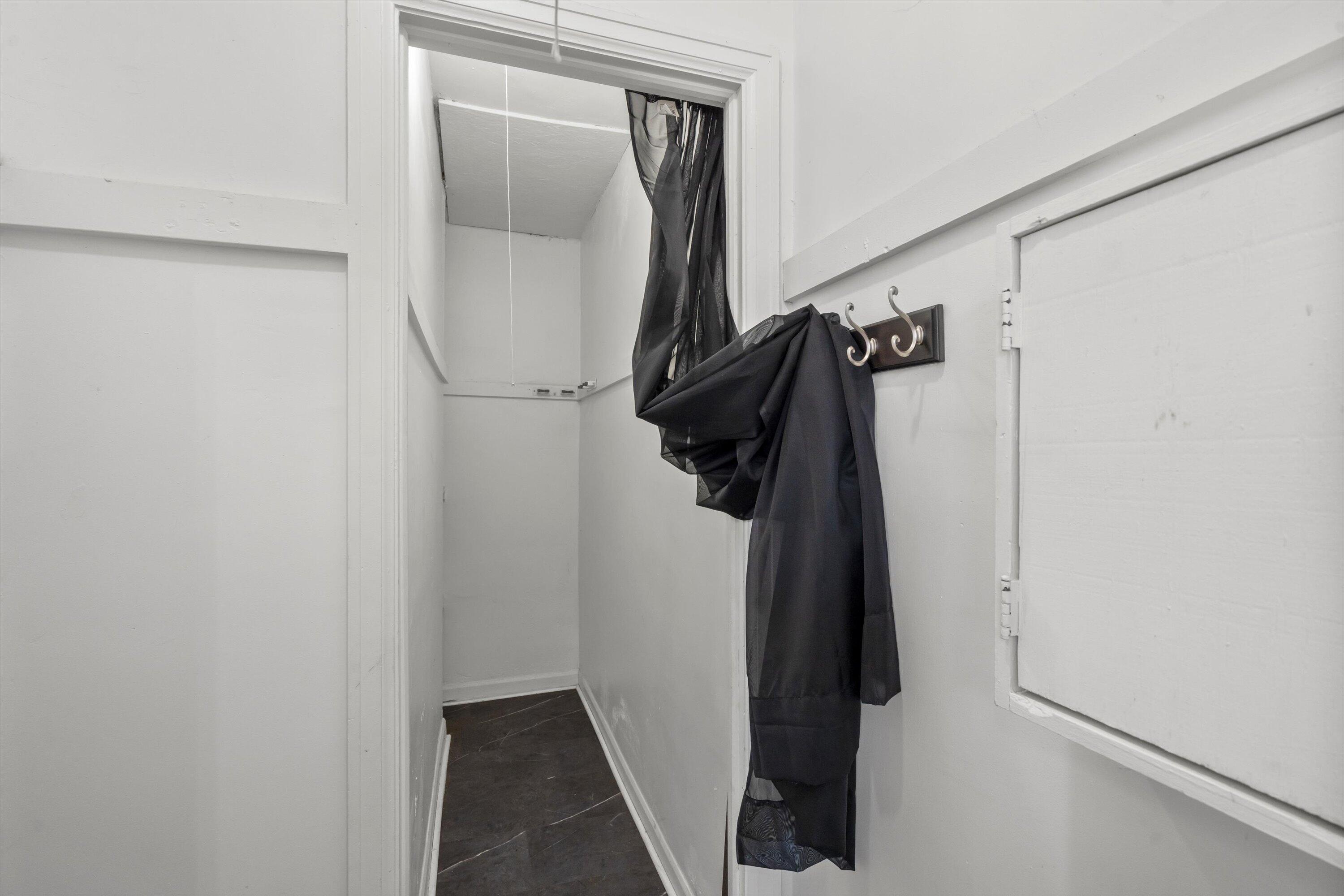 3109 North Main Street Racine, WI 53402 - Photo 19 of 36 20-DSC05739