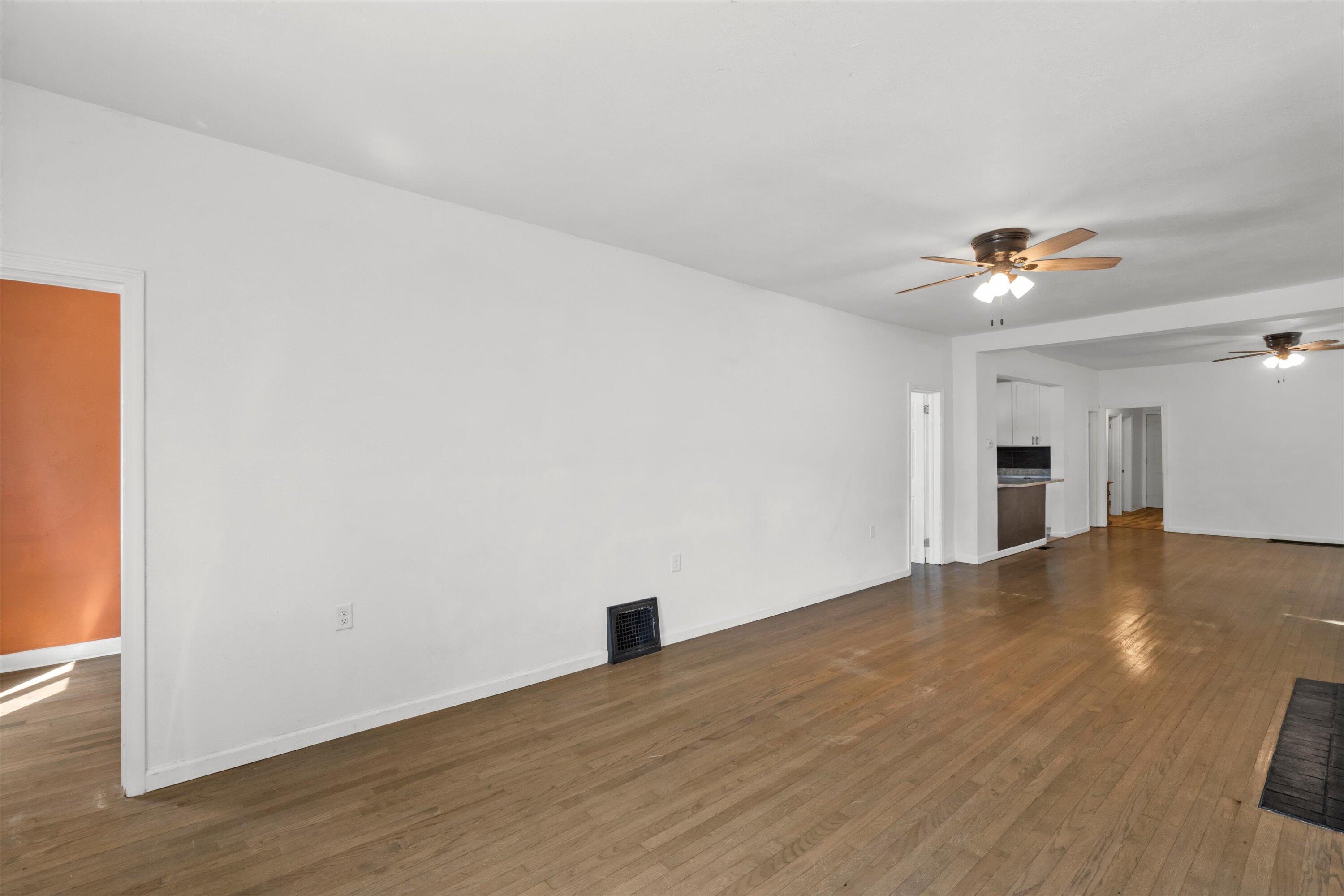 3109 North Main Street Racine, WI 53402 - Photo 20 of 36 21-DSC05748