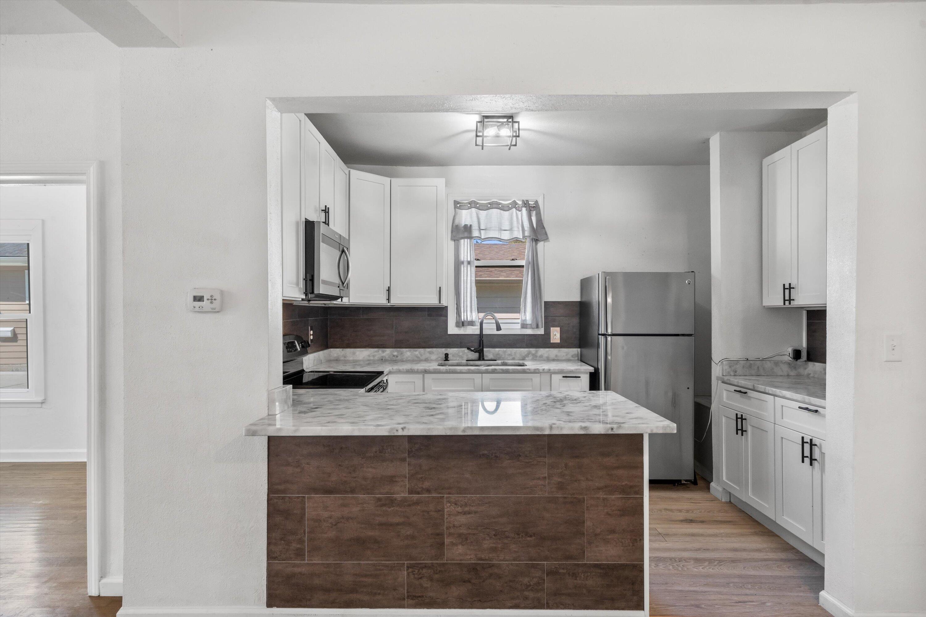 3109 North Main Street Racine, WI 53402 - Photo 23 of 36 24-DSC05772