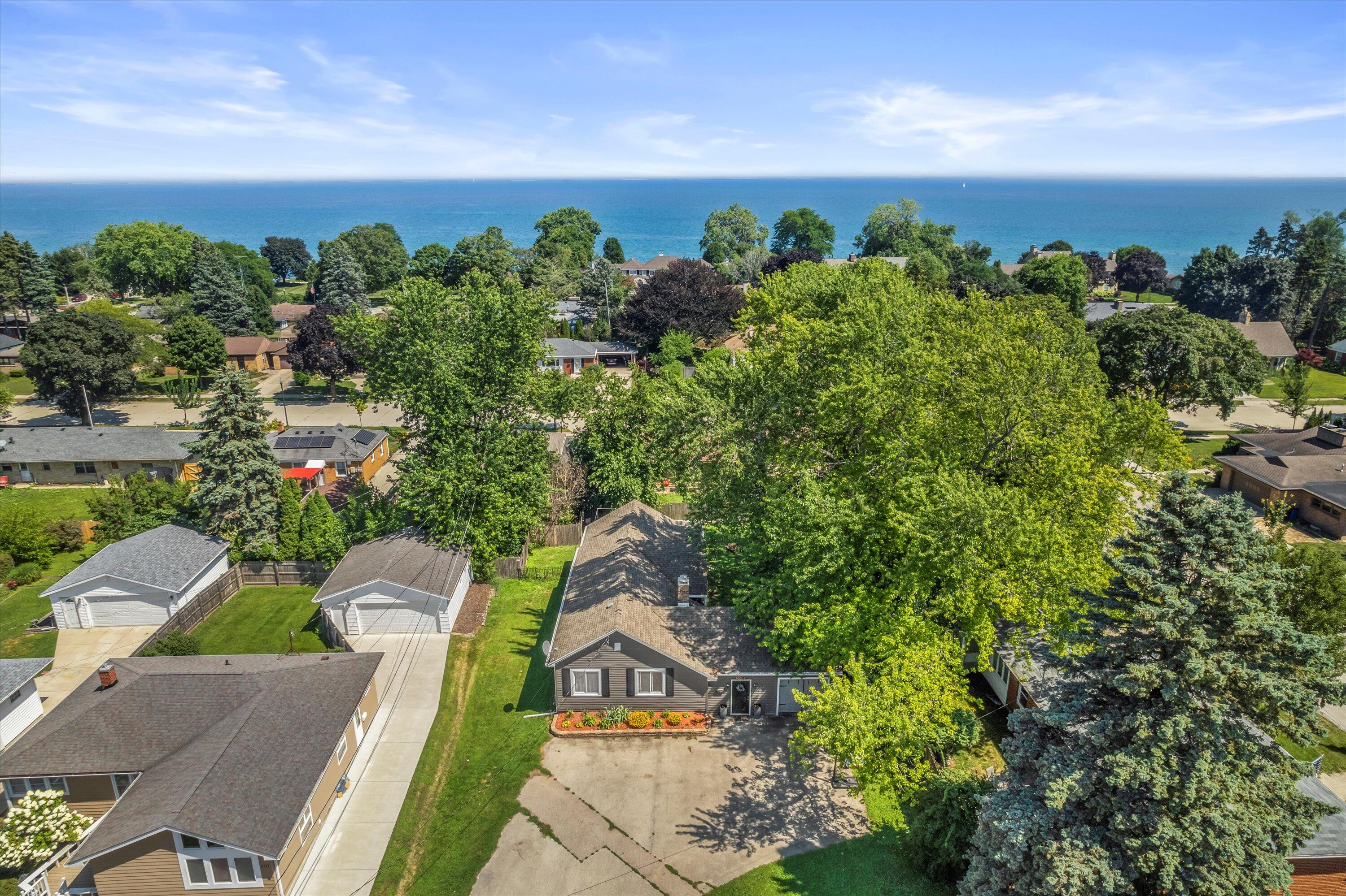 3109 North Main Street Racine, WI 53402 - Photo 4 of 36 05-DJI_0731