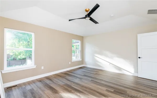 $479,900 | 2428 Ridgewood Court, Unit LOT 916), Jeffersonville, IN 47130