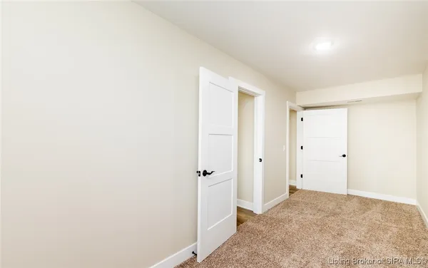$479,900 | 2428 Ridgewood Court, Unit LOT 916), Jeffersonville, IN 47130