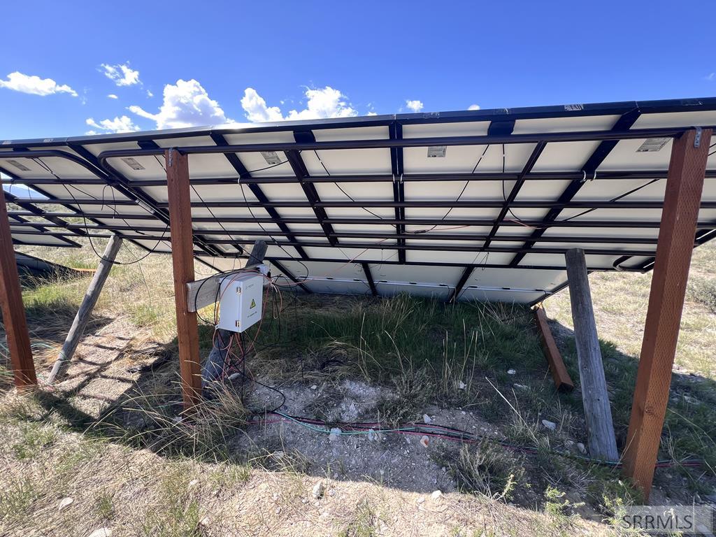 22 Sutton Lane Leadore, ID 83464 - Photo 5 of 40 Solar Panels