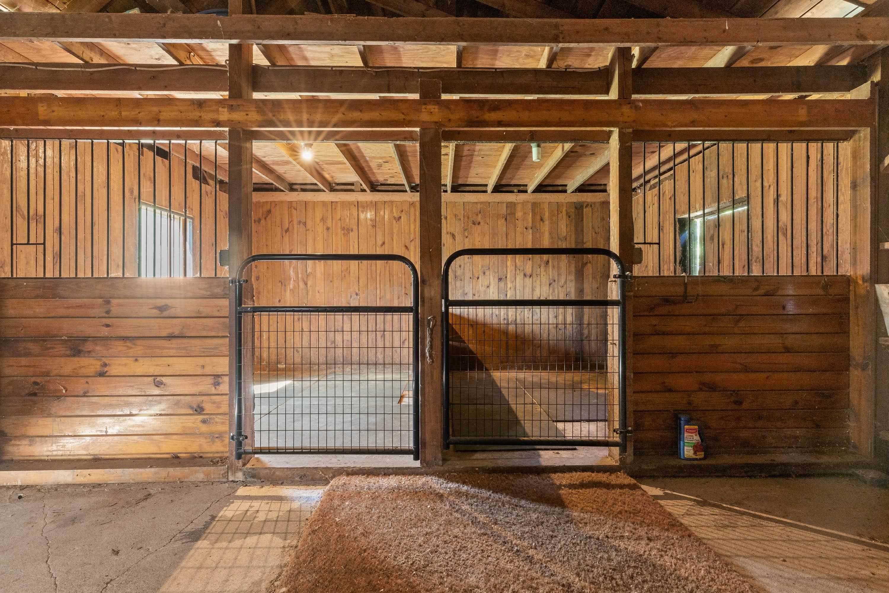 44 North Shore Road Derry, NH 03038 - Photo 22 of 40