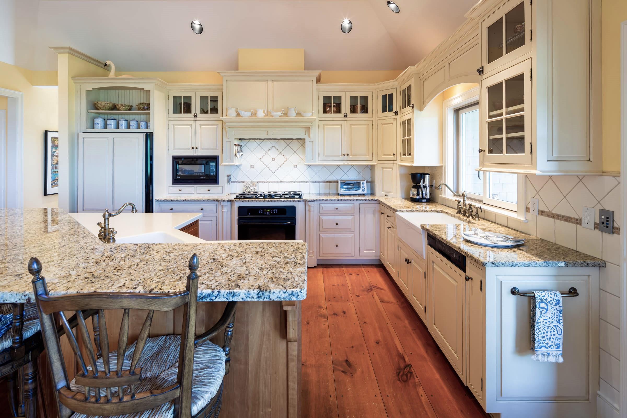 10 Ben's Way Eastham, MA 02642 - Photo 18 of 43 Kitchen