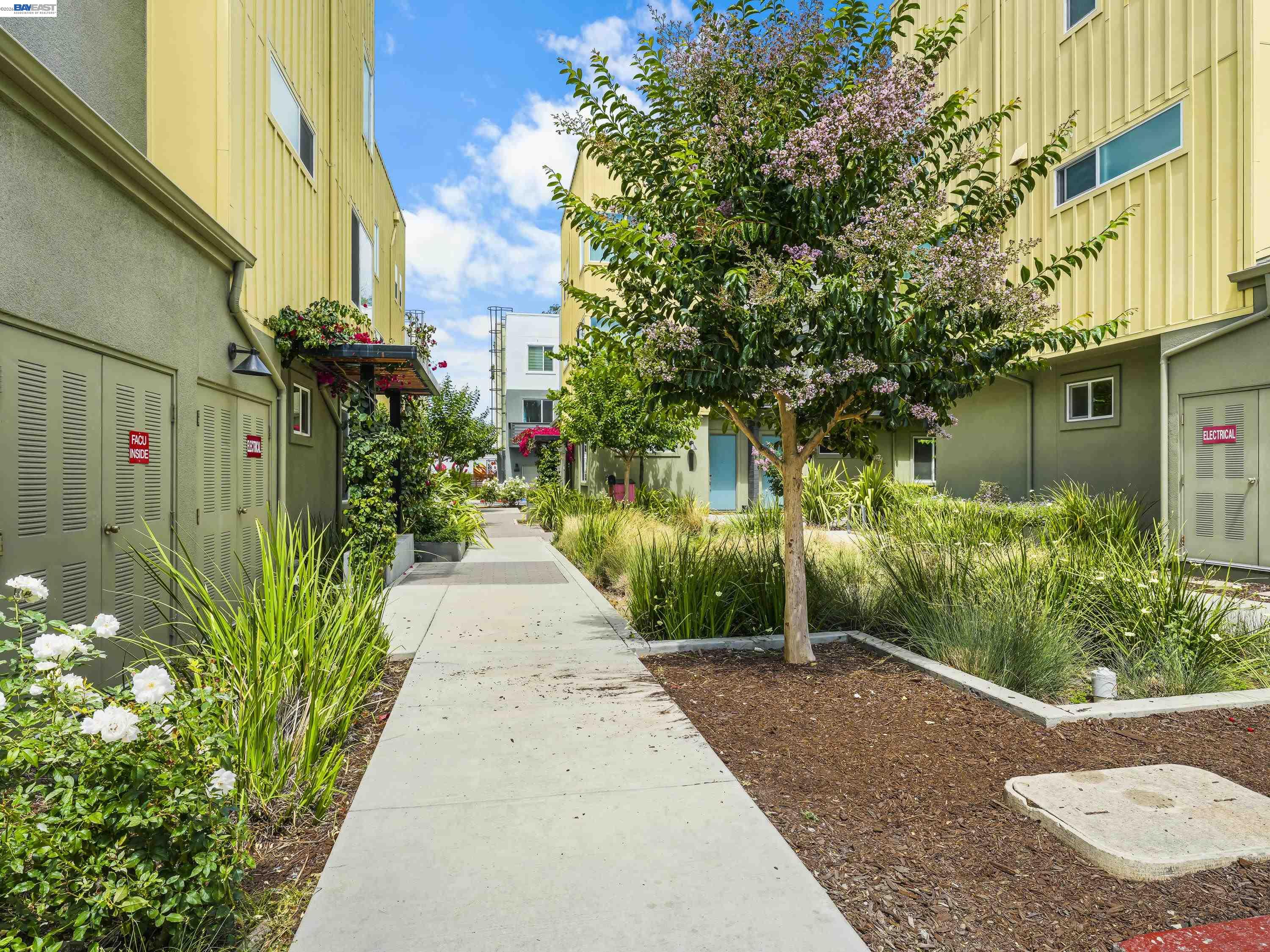 2309 Myrtle Street Oakland, CA 94607 - Photo 48 of 56