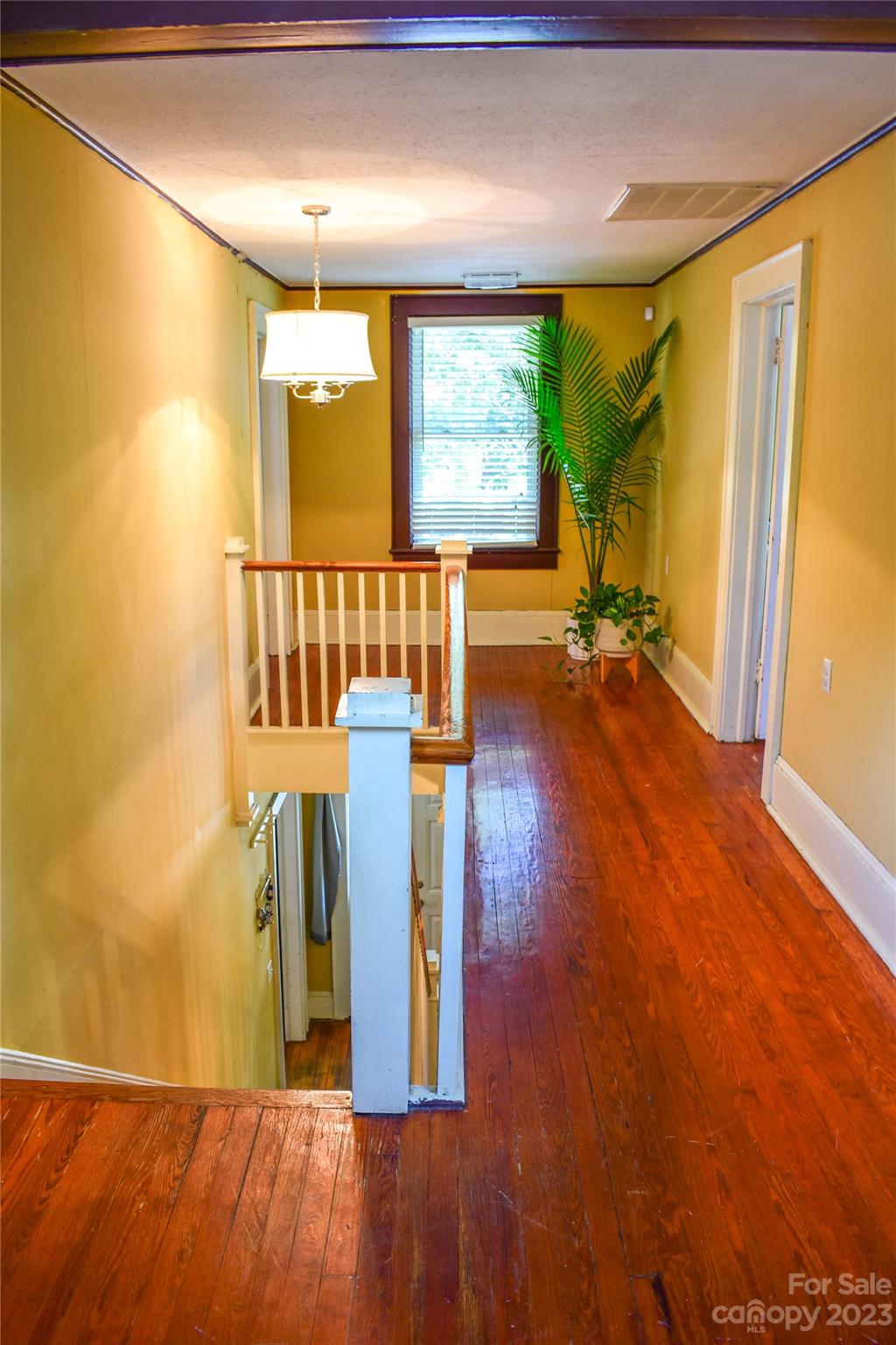 505 North Main Street Lenoir, NC 28645 - Photo 13 of 22 a view of entryway with wooden floor