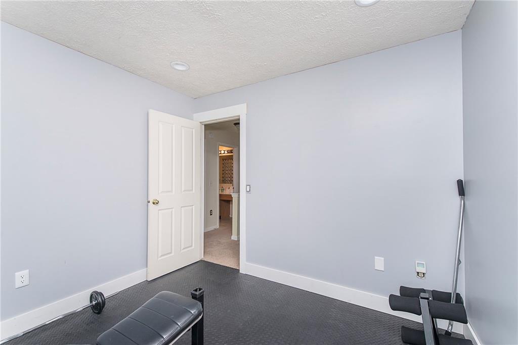 10746 Thistle Ridge Fishers, IN 46038 - Photo 24 of 33 Gallery Image 24