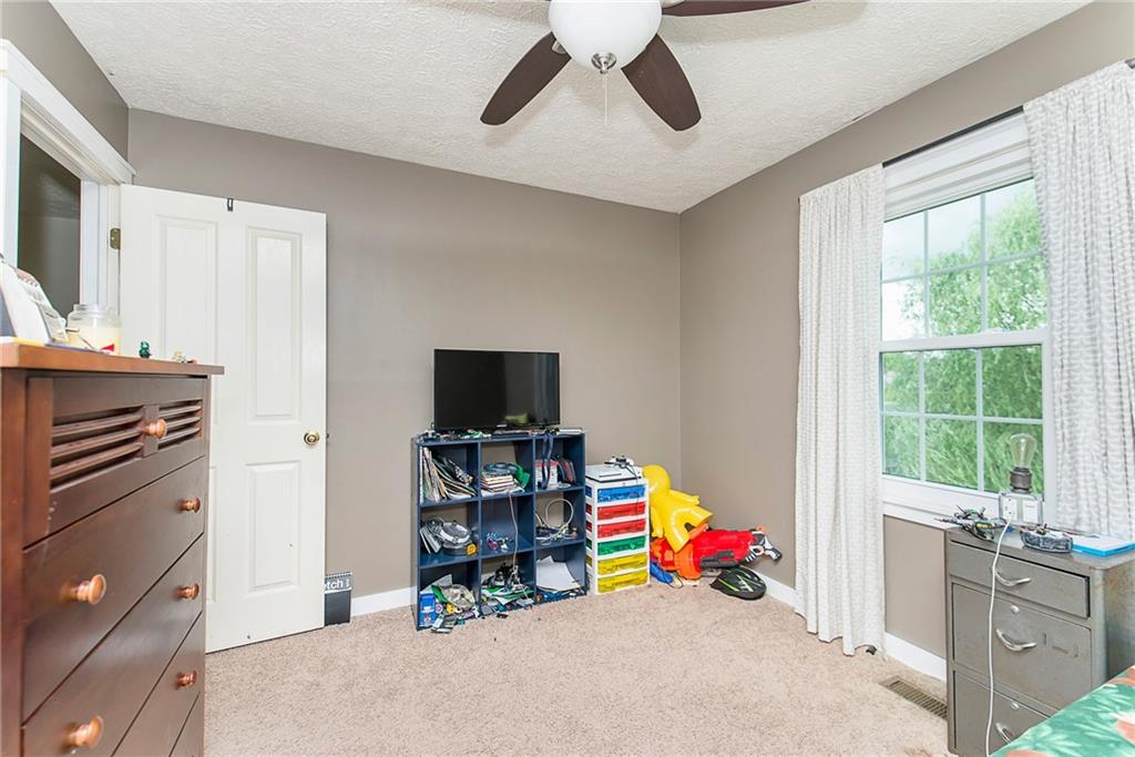 10746 Thistle Ridge Fishers, IN 46038 - Photo 26 of 33 Gallery Image 26