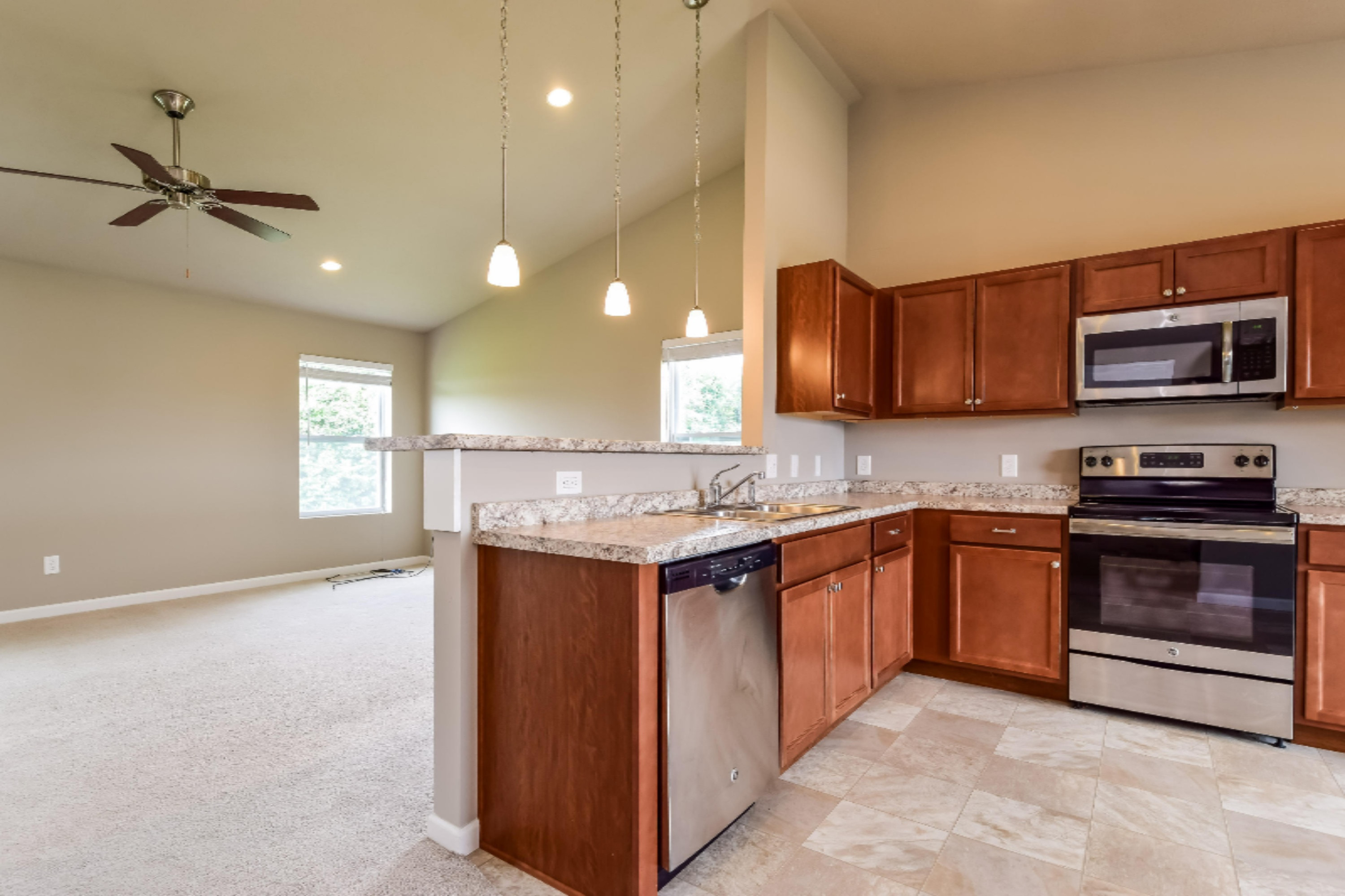53486 Tamarac Lane Three Rivers, MI 49093 - Photo 3 of 14 Kitchen ROK053-C2040-2