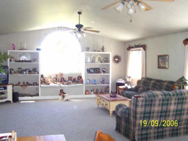 7667 Drury Road London, OH 43140 - Photo 4 of 6 Gallery Image 4