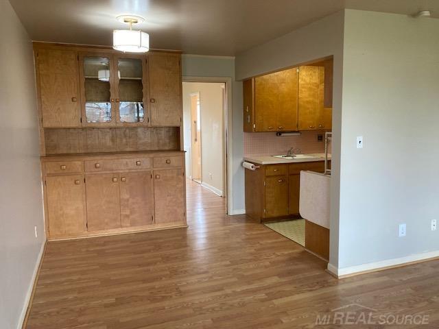24301 Kelly Road, Unit 117 Eastpointe, MI 48021 - Photo 6 of 17 Gallery Image 6