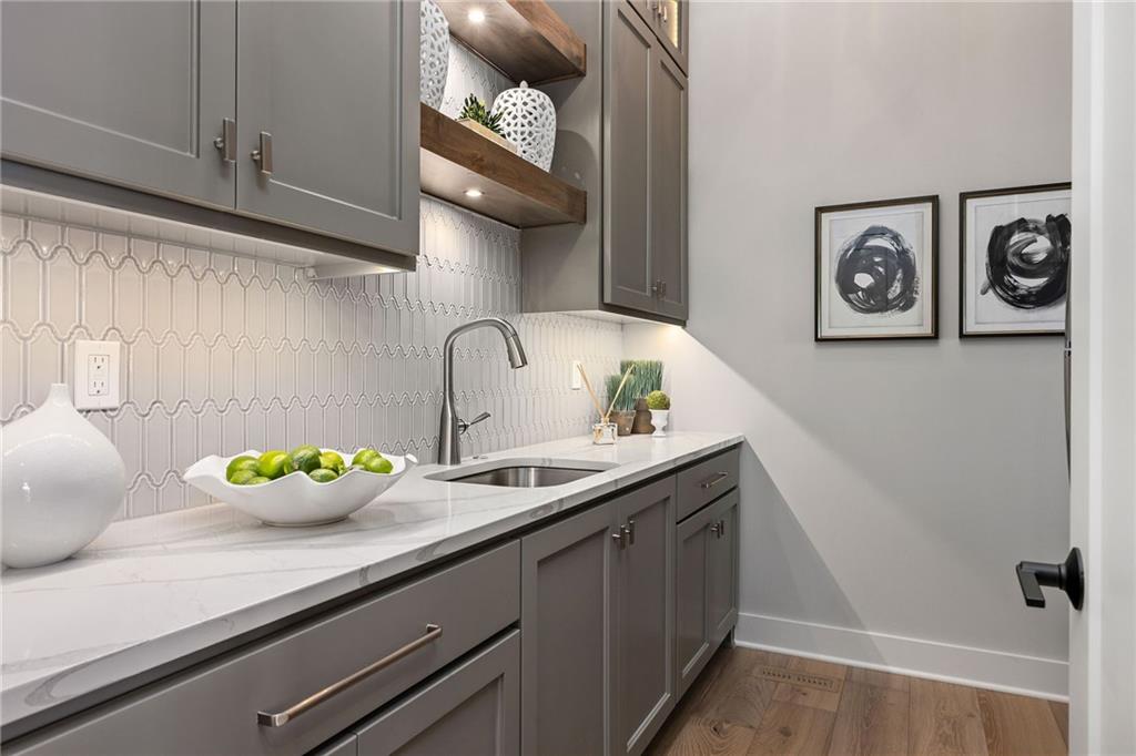 13701 West Guilford Road Leawood, KS 66224 - Photo 22 of 50