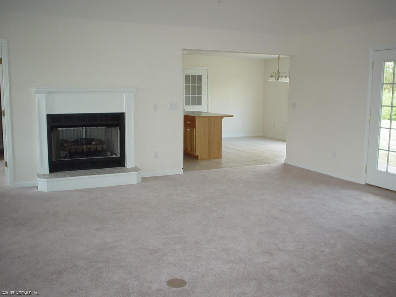 6465 Bob Kirkland Road Macclenny, FL 32063 - Photo 6 of 7 living room