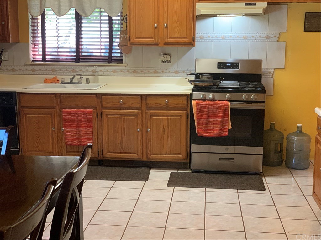 5454 Ellen Street Riverside, CA 92503 - Photo 2 of 4