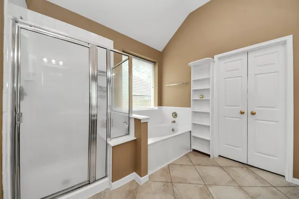 $319,900 | 19219 Kristen Pine Drive, Humble, TX 77346