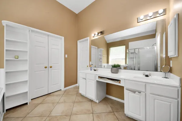 $319,900 | 19219 Kristen Pine Drive, Humble, TX 77346
