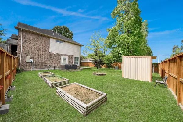 $319,900 | 19219 Kristen Pine Drive, Humble, TX 77346