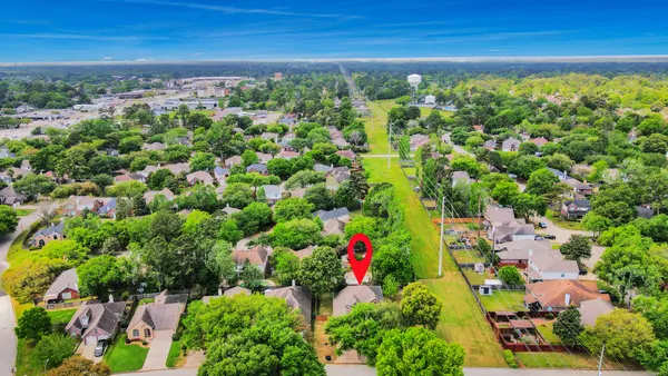 $319,900 | 19219 Kristen Pine Drive, Humble, TX 77346