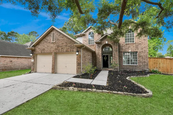 $319,900 | 19219 Kristen Pine Drive, Humble, TX 77346