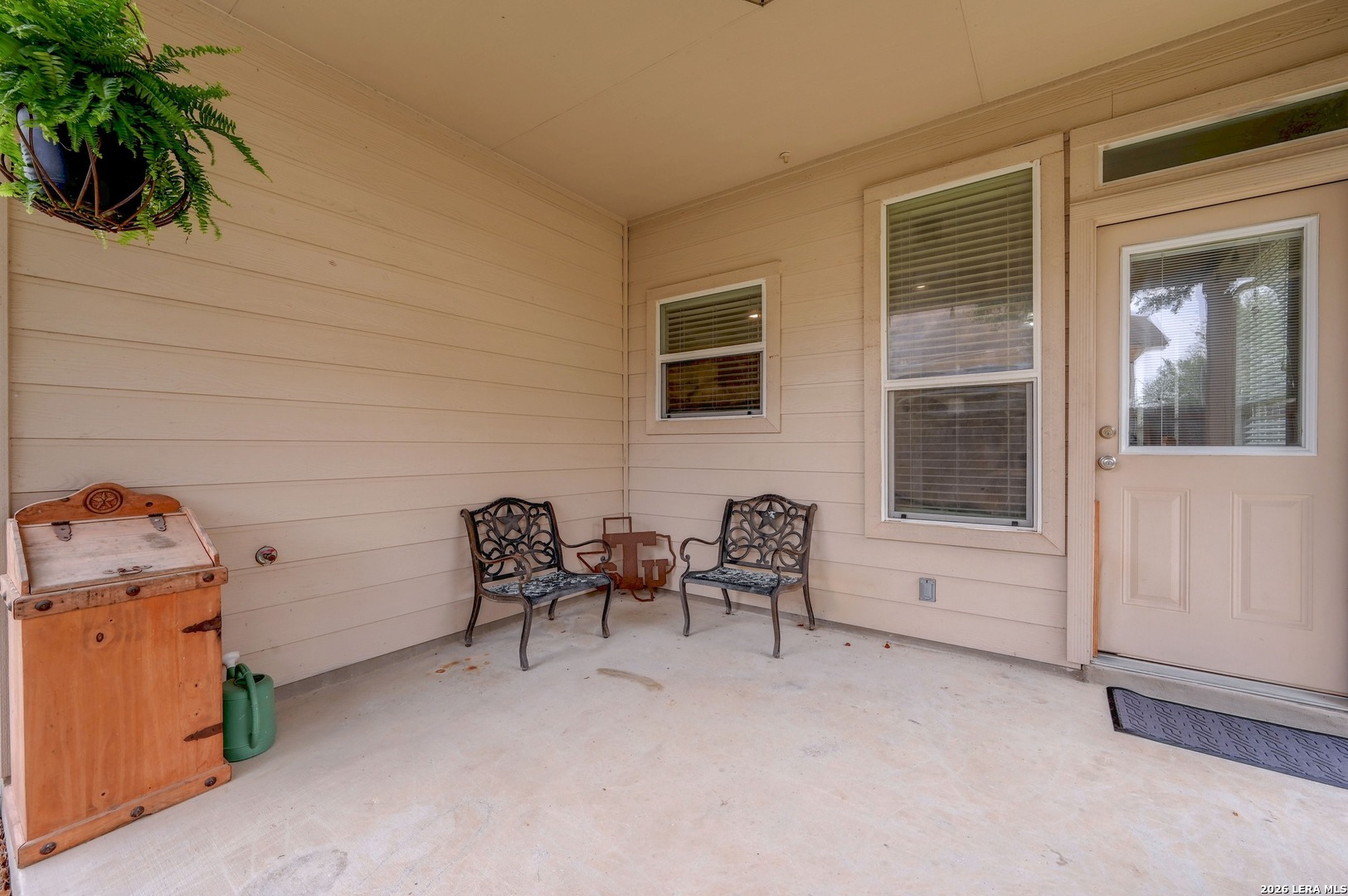 720 Hollow Ridge Schertz, TX 78108 - Photo 25 of 27 a view of workspace with furniture and natural light