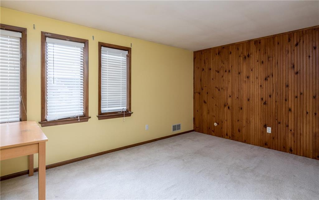 1512 Bower Hill Road Pittsburgh, PA 15243 - Photo 22 of 25 a view of an empty room with a window