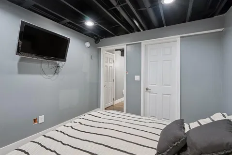 $220,000 | 13445 Heather Hills Drive, Burnsville, MN 55337