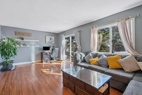 $220,000 | 13445 Heather Hills Drive, Burnsville, MN 55337