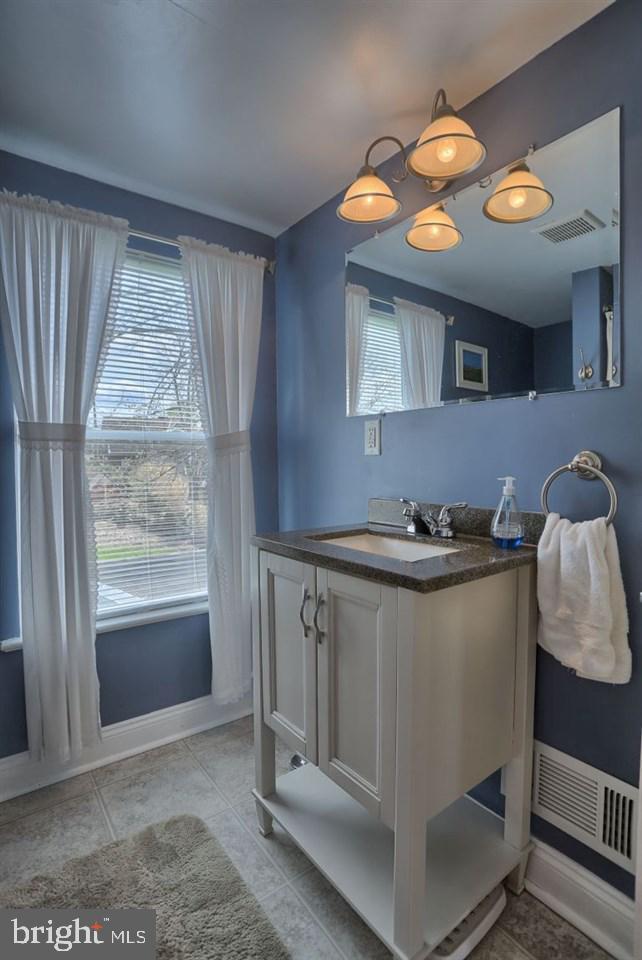 1110 Ruxton Road York, PA 17403 - Photo 21 of 24 Gallery Image 21